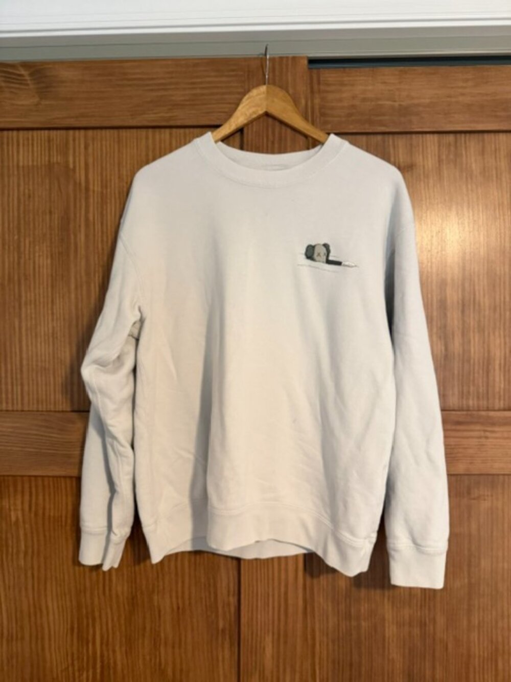 Kaws x Uniqlo UT Phaidon White Sweatshirt Long Sleeve, Size L